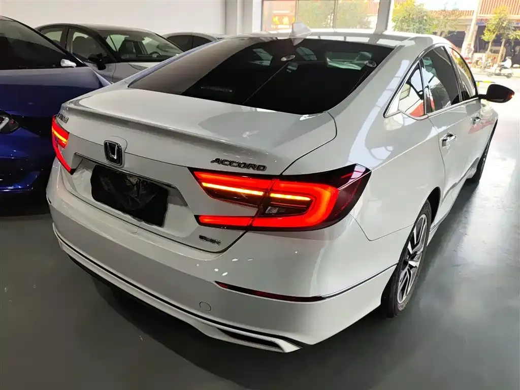 Honda Accord 2022 из CN, фото 10