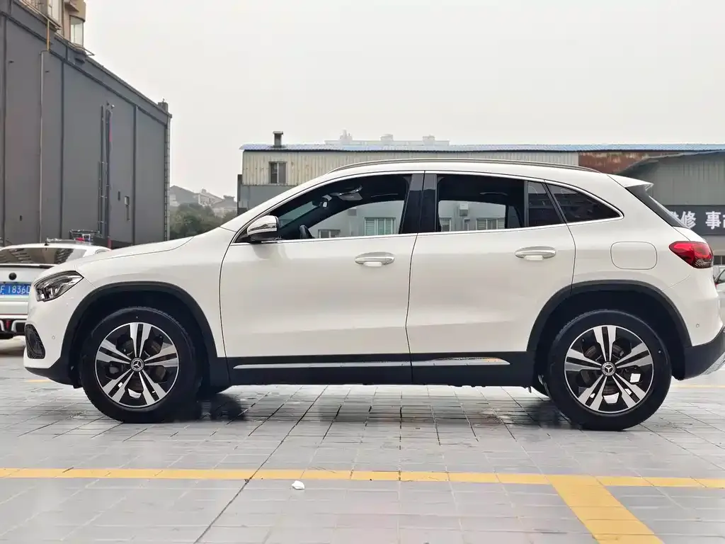 Mercedes-Benz GLA 2022 из CN, фото 6