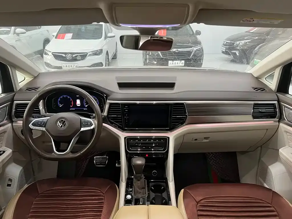 Volkswagen Viloran 2021 из CN, фото 9