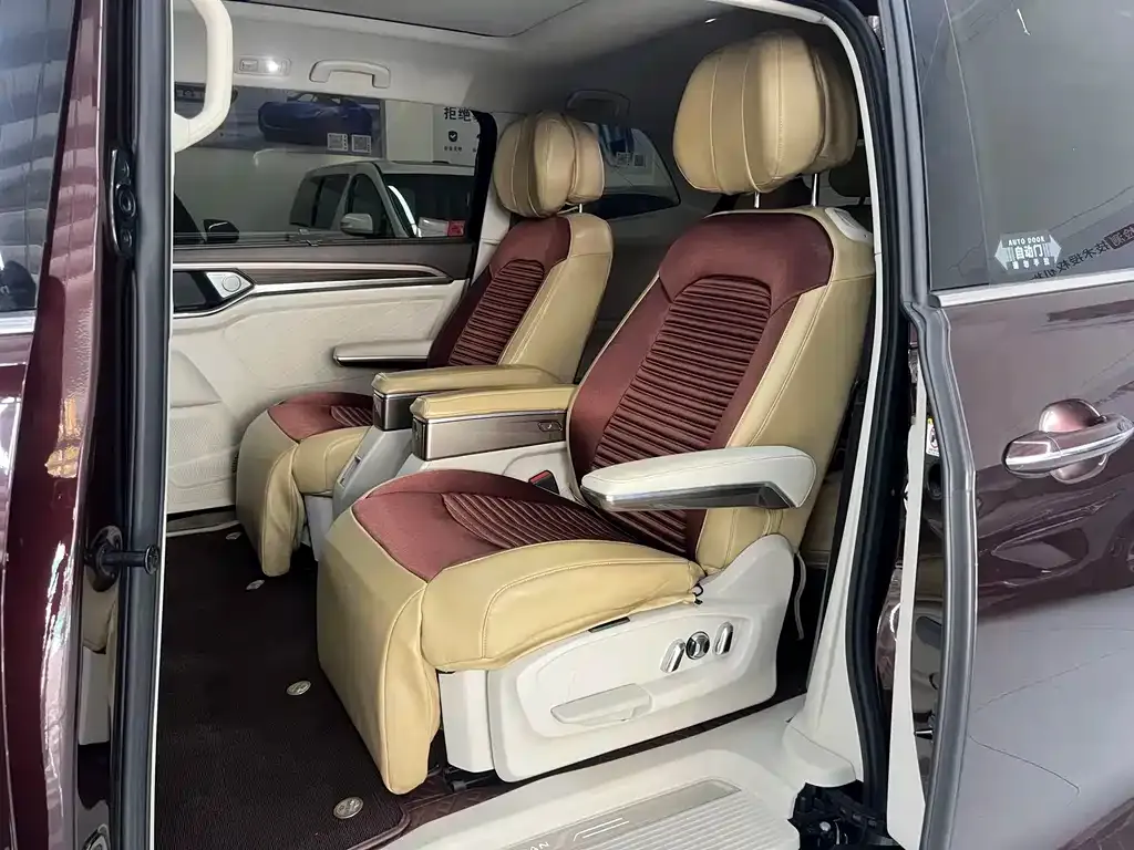 Volkswagen Viloran 2021 из CN, фото 2
