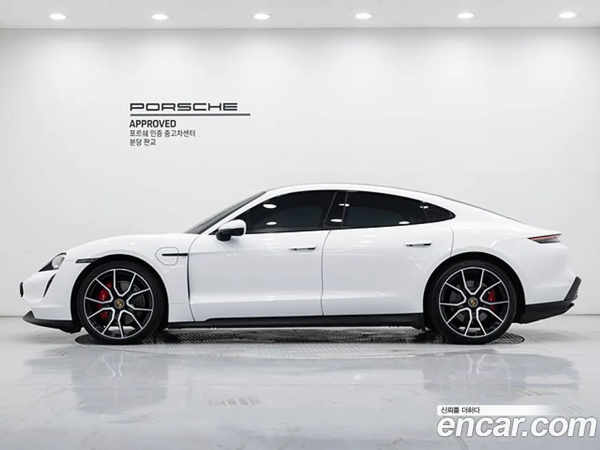 Porsche Taycan 2024 из KR, фото 4