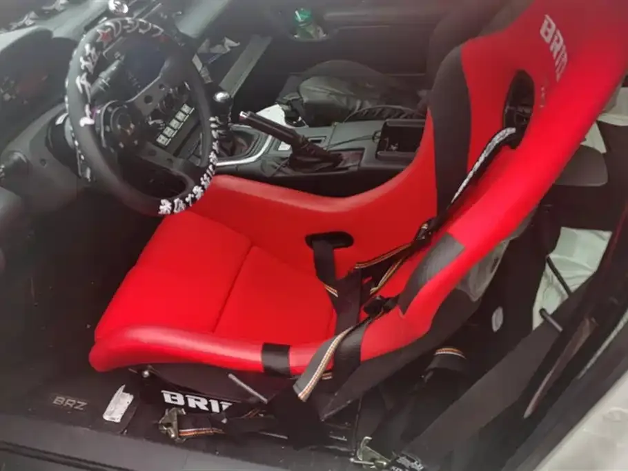 Subaru BRZ 2022 из CN, фото 4