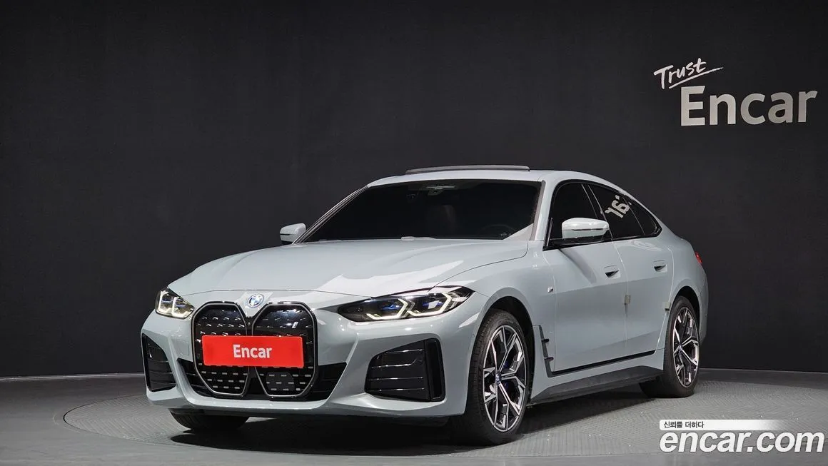 BMW i4 2022 из KR, фото 1