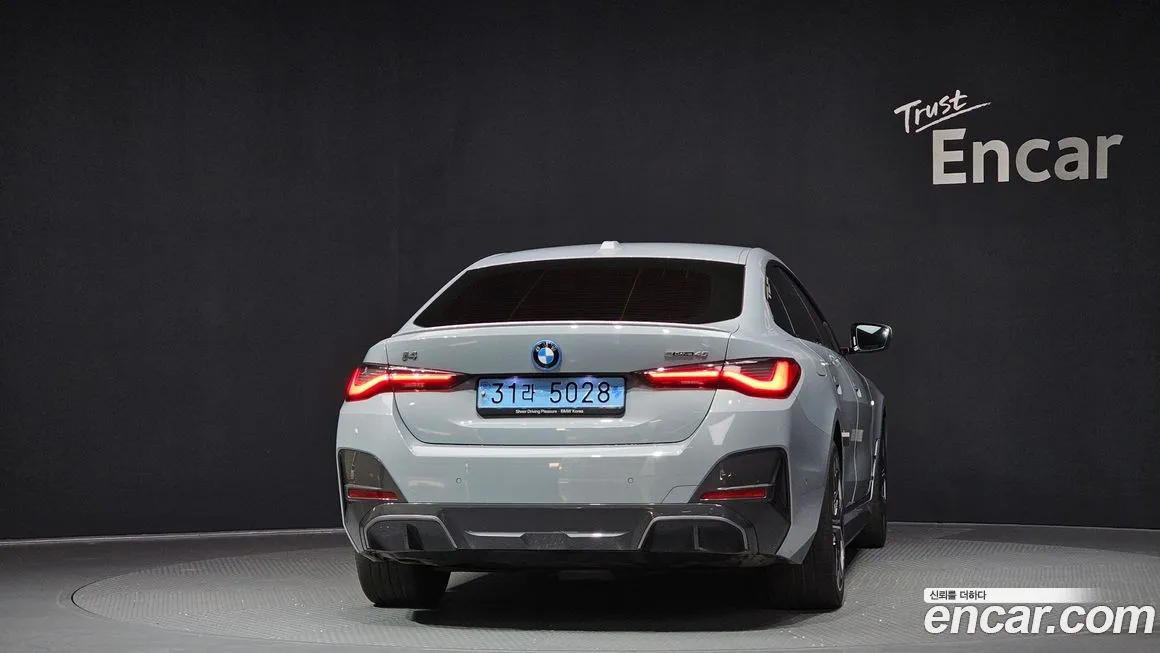 BMW i4 2022 из KR, фото 3