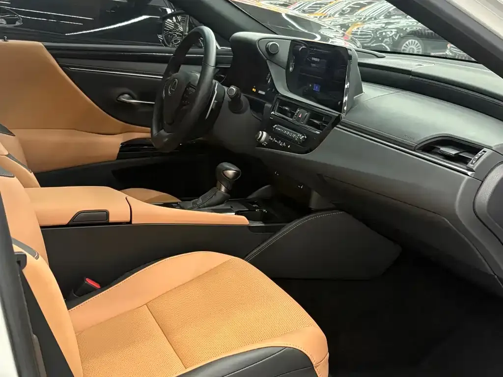 Lexus ES 2024 из CN, фото 7