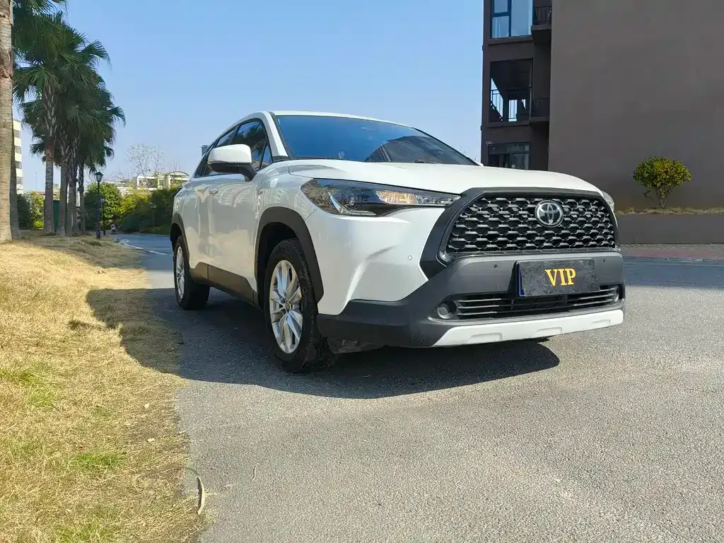 Toyota Corolla Cross 2025 из CN, фото 1