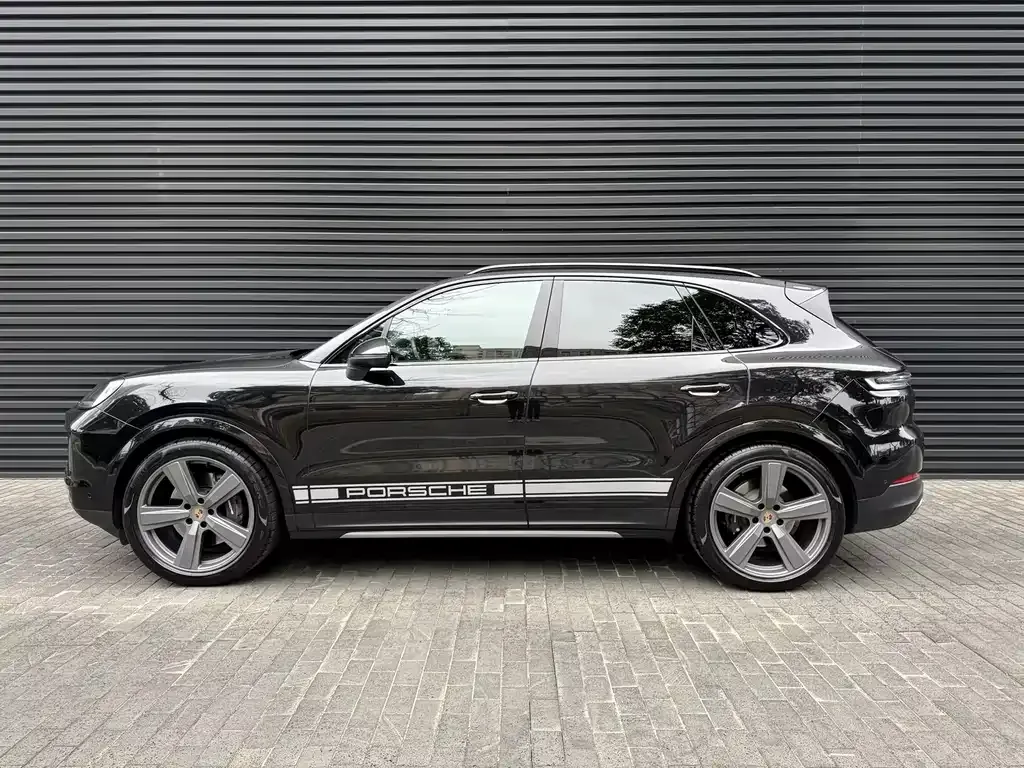 Porsche Cayenne — фото 2