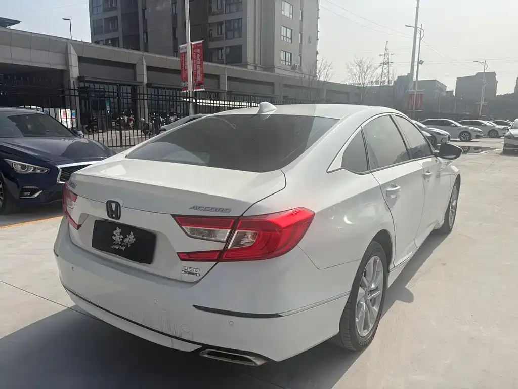 Honda Accord 2021 из CN, фото 3