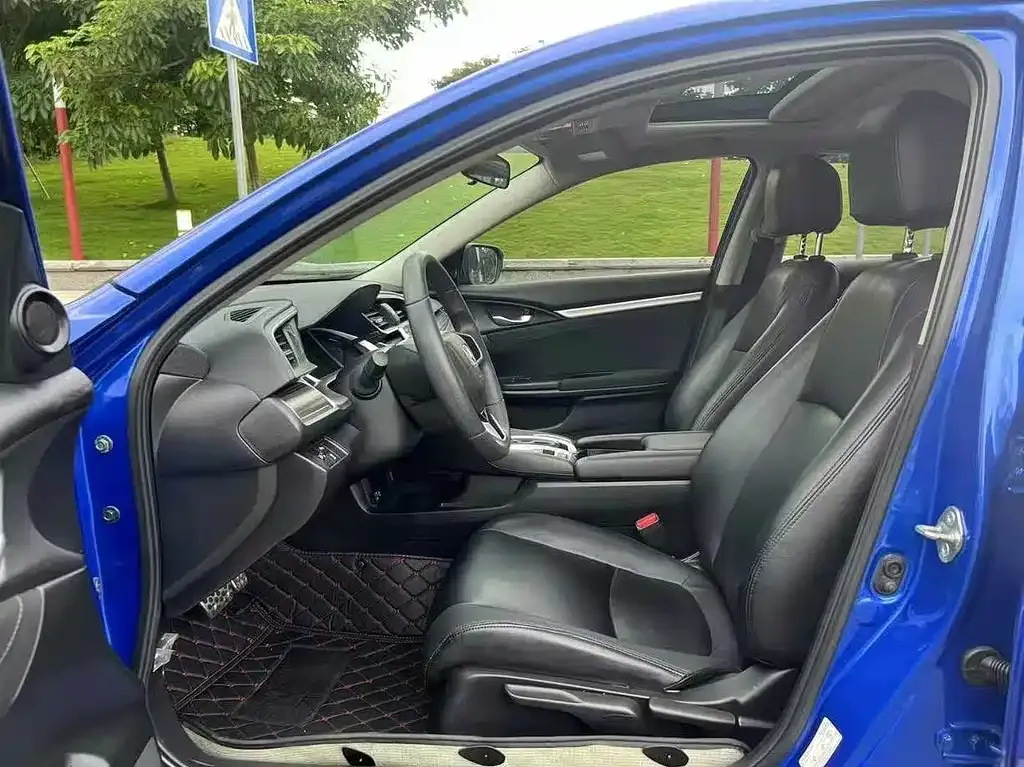 Honda Civic — фото 4