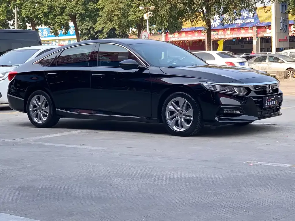 Honda Accord 2021 из CN, фото 10