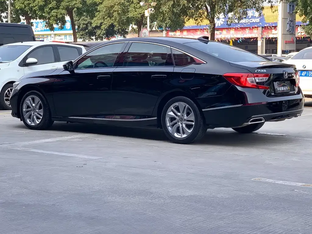 Honda Accord 2021 из CN, фото 8