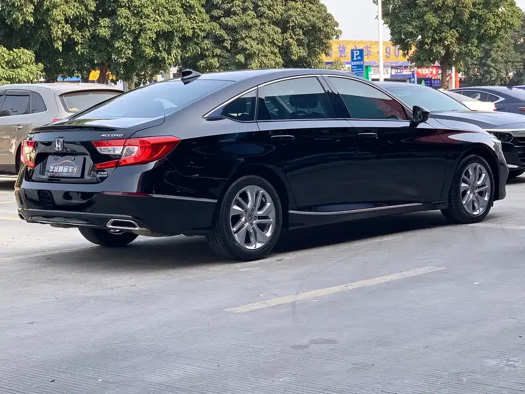 Honda Accord 2021 из CN, фото 9