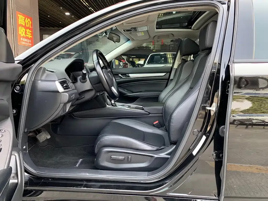 Honda Accord 2021 из CN, фото 5