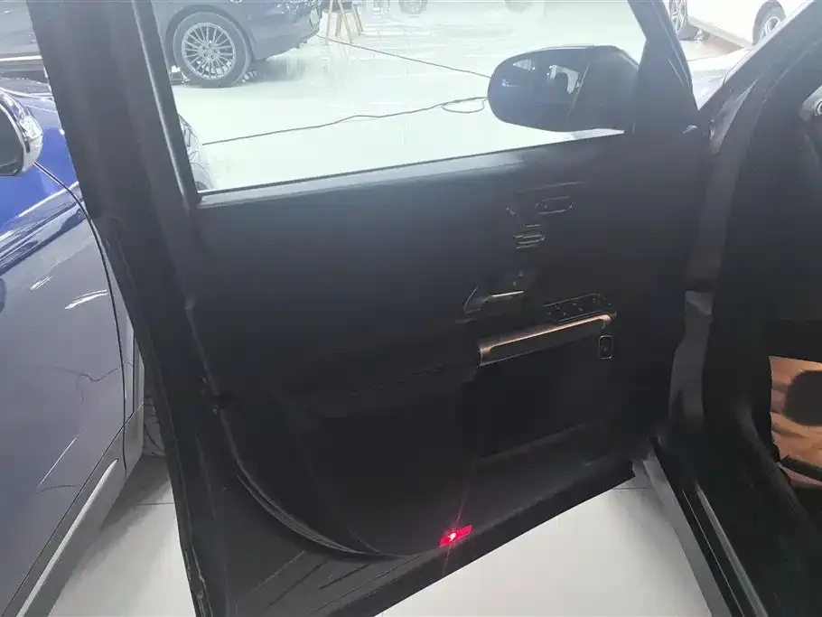 Mercedes-Benz EQB 2024 из CN, фото 5