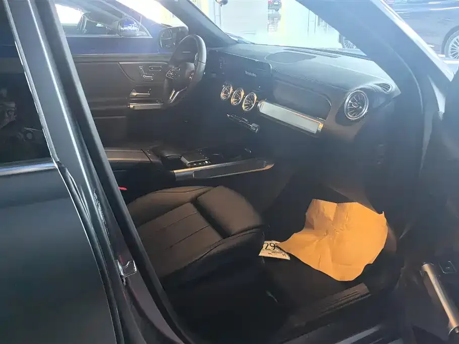 Mercedes-Benz EQB 2024 из CN, фото 8