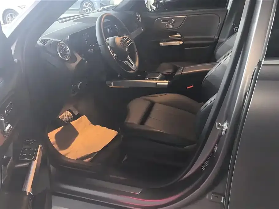 Mercedes-Benz EQB 2024 из CN, фото 9