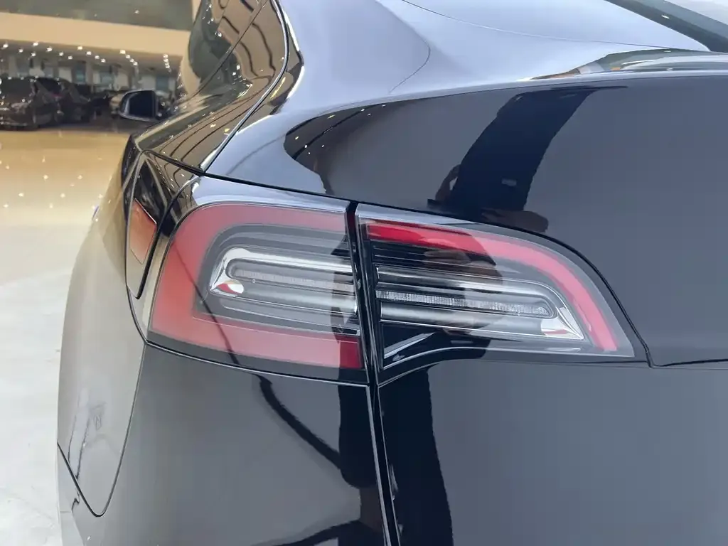 Tesla Model Y 2022 из CN, фото 9
