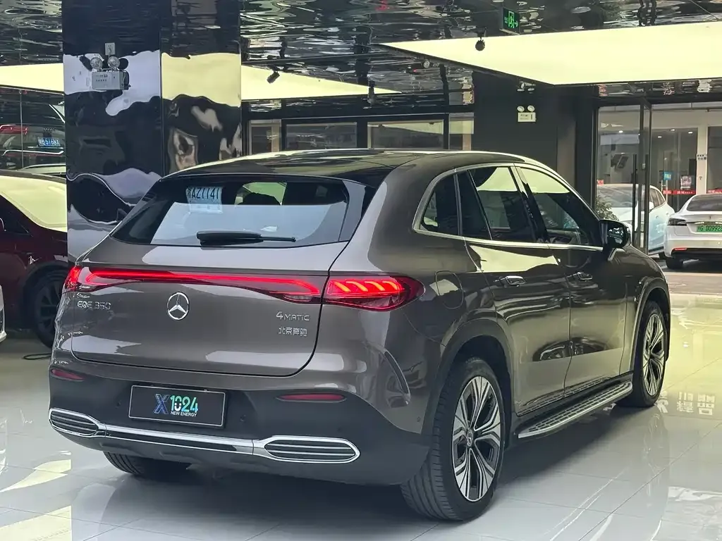 Mercedes-Benz EQE SUV 2023 из CN, фото 3