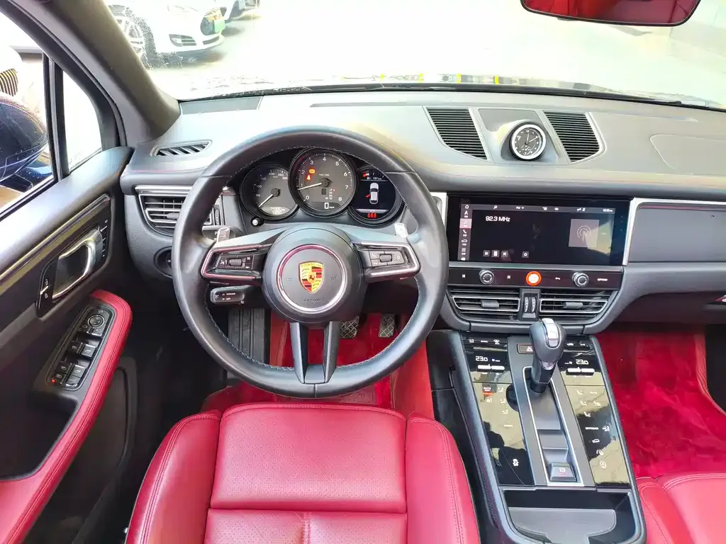 Porsche Macan 2023 из CN, фото 8
