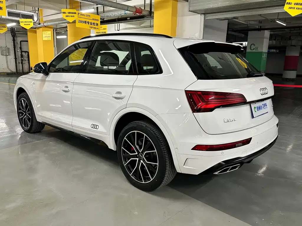 Audi Q5L 2025 из CN, фото 7