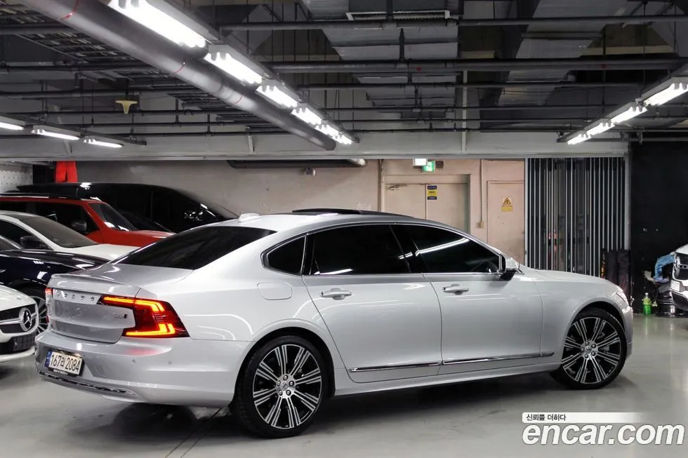 Volvo S90 2022 из KR, фото 3