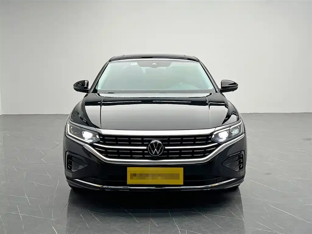 Volkswagen Passat — фото 3