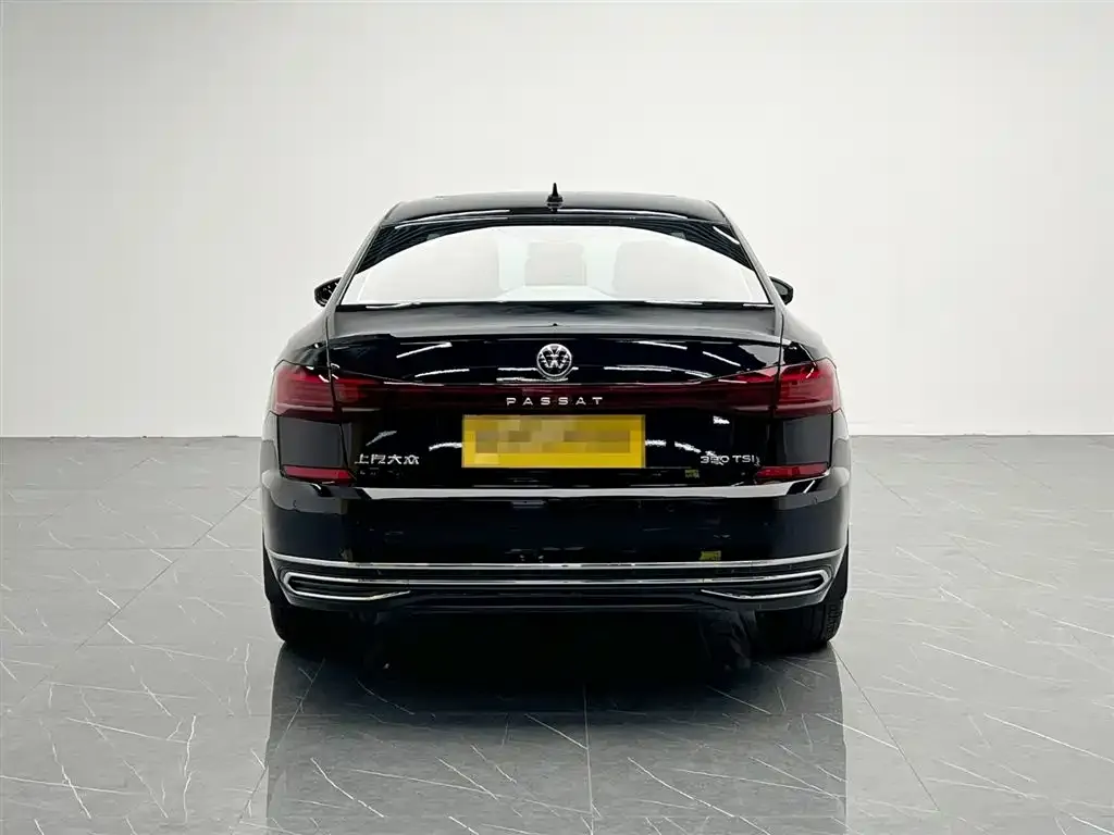 Volkswagen Passat — фото 2