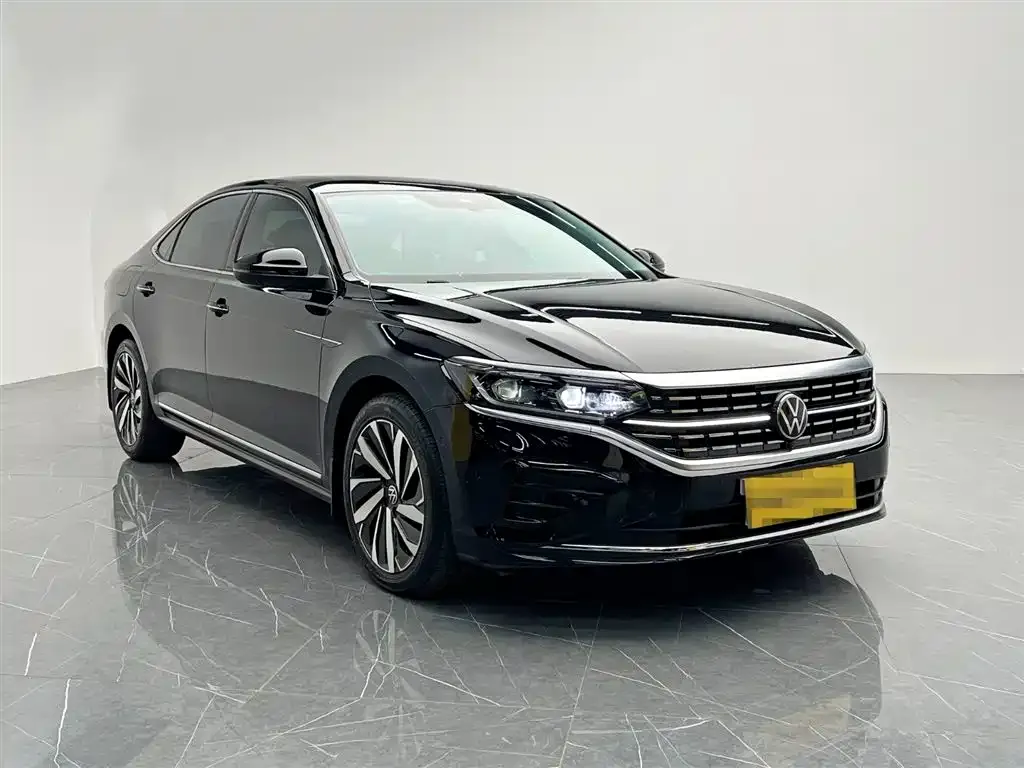 Volkswagen Passat — фото 5