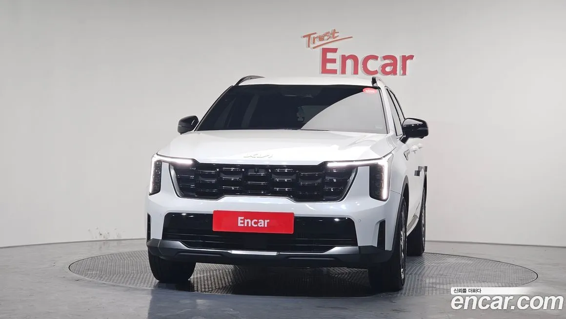 Kia Sorento — фото 10