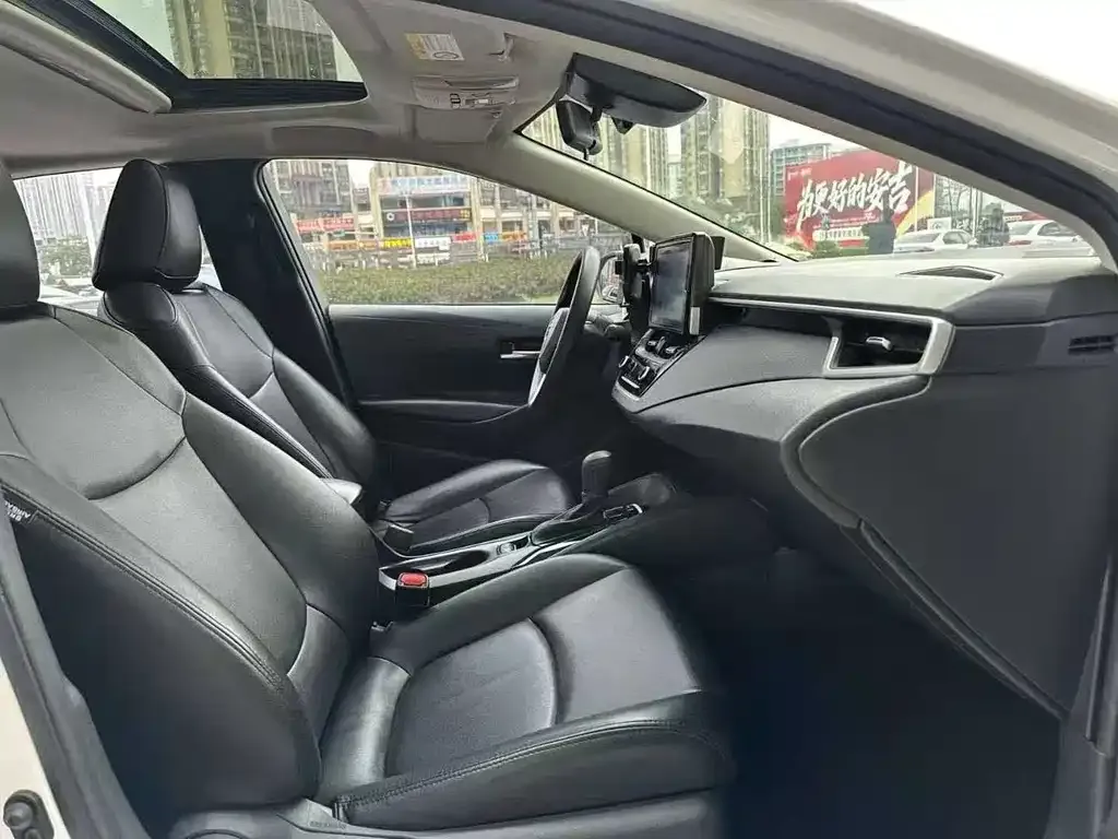 Toyota Corolla 2022 из CN, фото 10