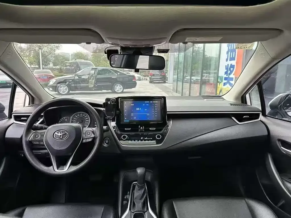 Toyota Corolla 2022 из CN, фото 3
