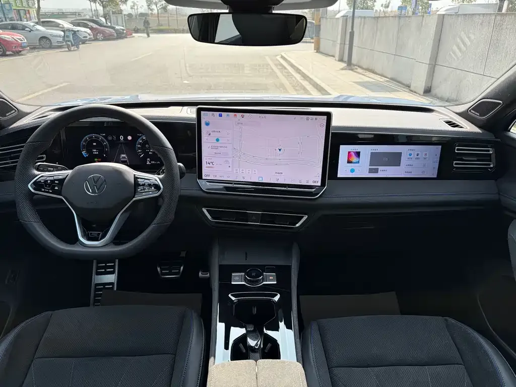 Volkswagen Tiguan L 2024 из CN, фото 2
