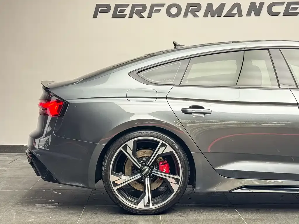 Audi RS 5 2023 из CN, фото 6