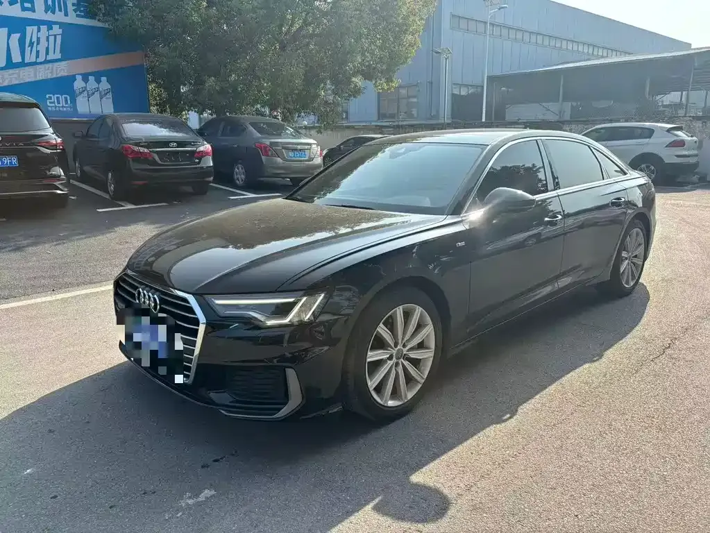 Audi A6L 2021 из CN, фото 1