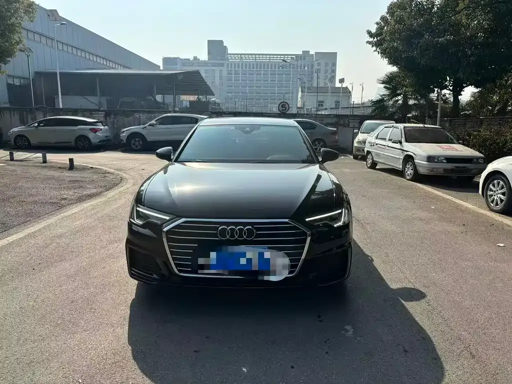 Audi A6L 2021 из CN, фото 2