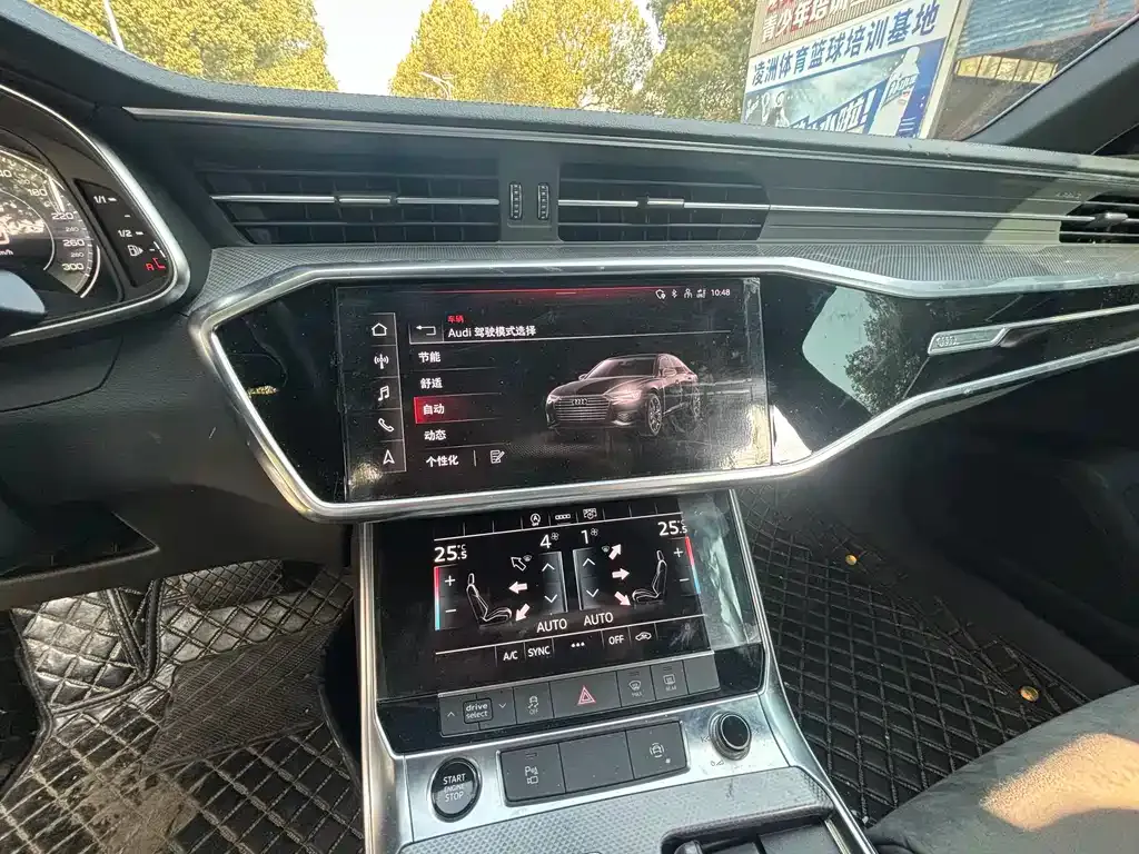 Audi A6L 2021 из CN, фото 8