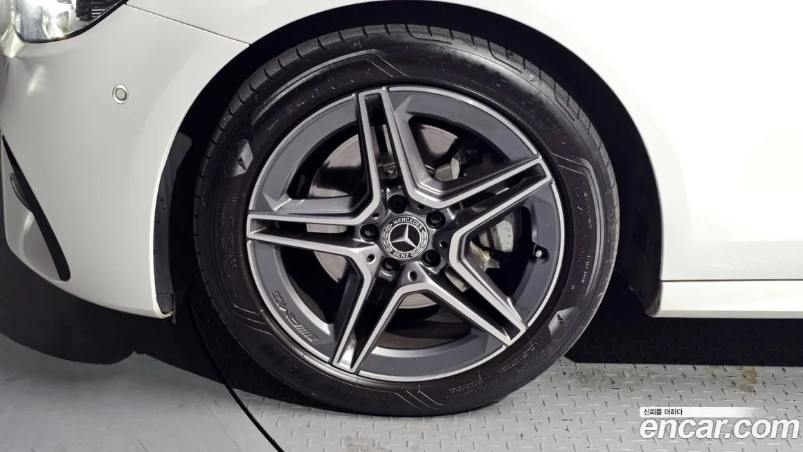 Mercedes-Benz E-Class 2023 из KR, фото 6