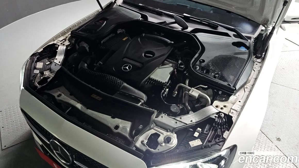 Mercedes-Benz E-Class 2023 из KR, фото 9