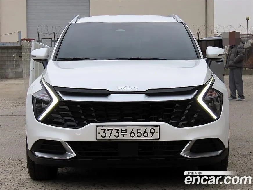 Kia Sportage — фото 1