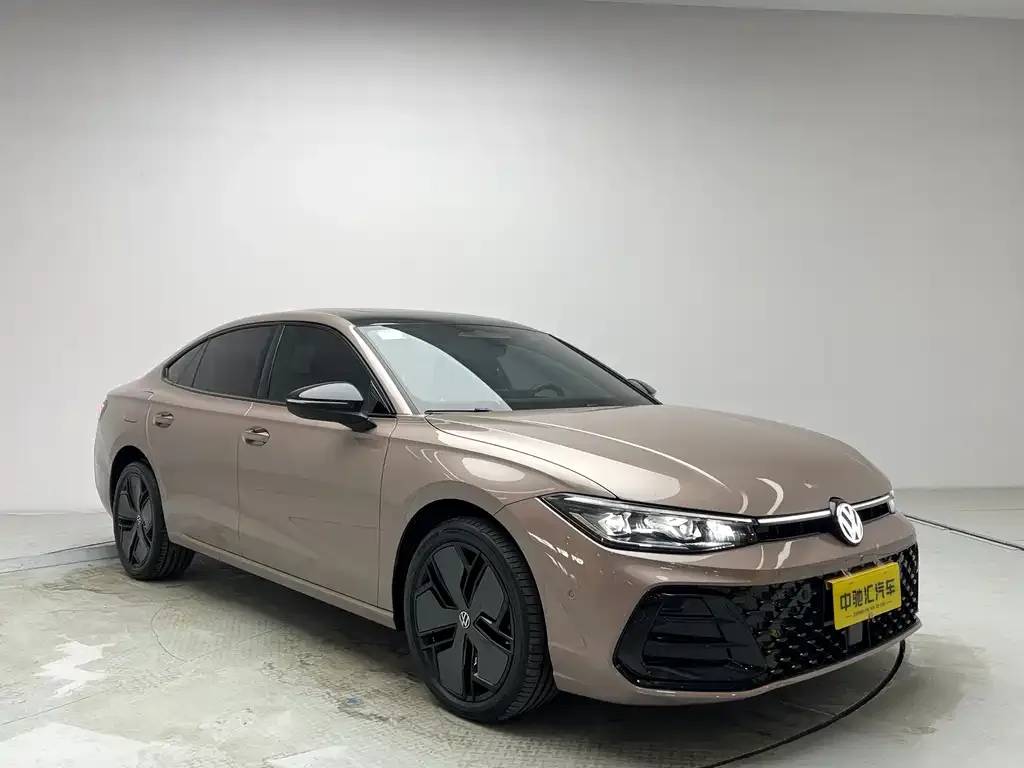 Volkswagen Passat 2024 из CN, фото 4