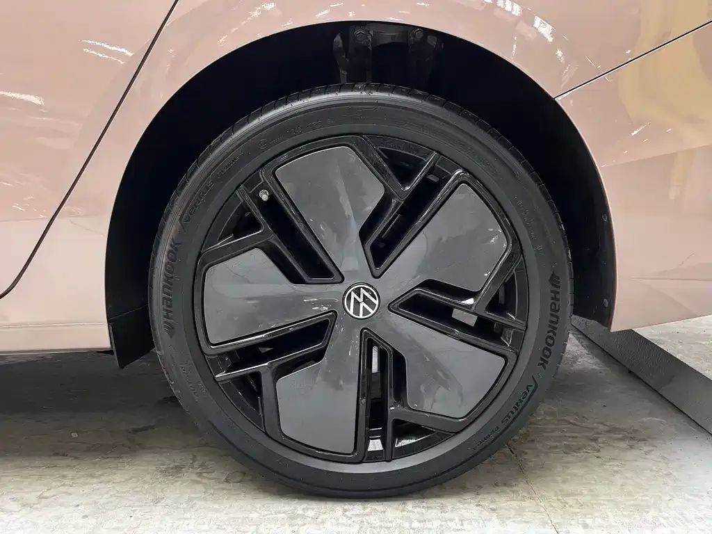 Volkswagen Passat 2024 из CN, фото 6