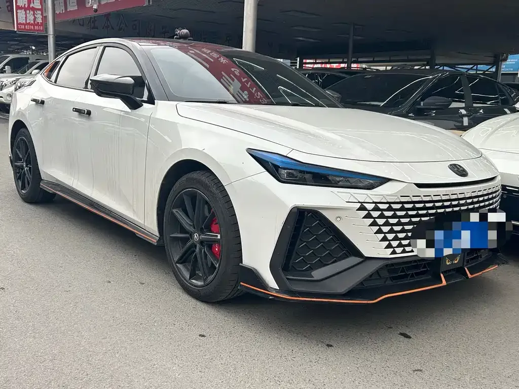 Changan UNI-V 2023 из CN, фото 1