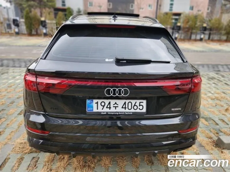 Audi Q8 2025 из KR, фото 10