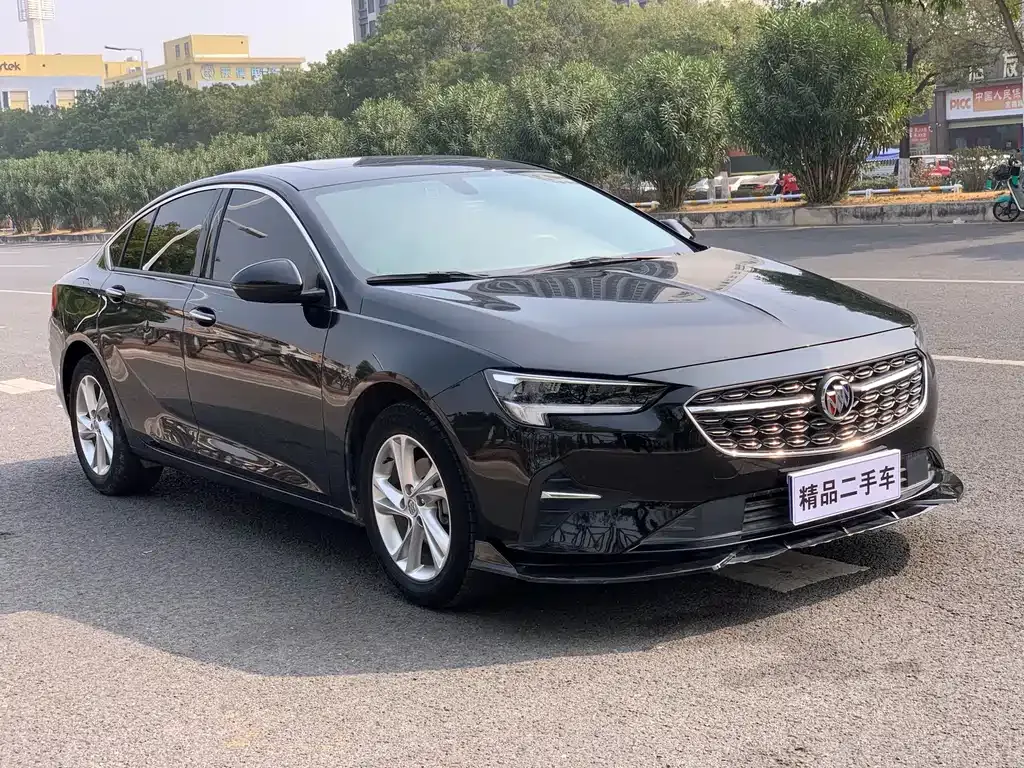 Buick Regal — фото 10