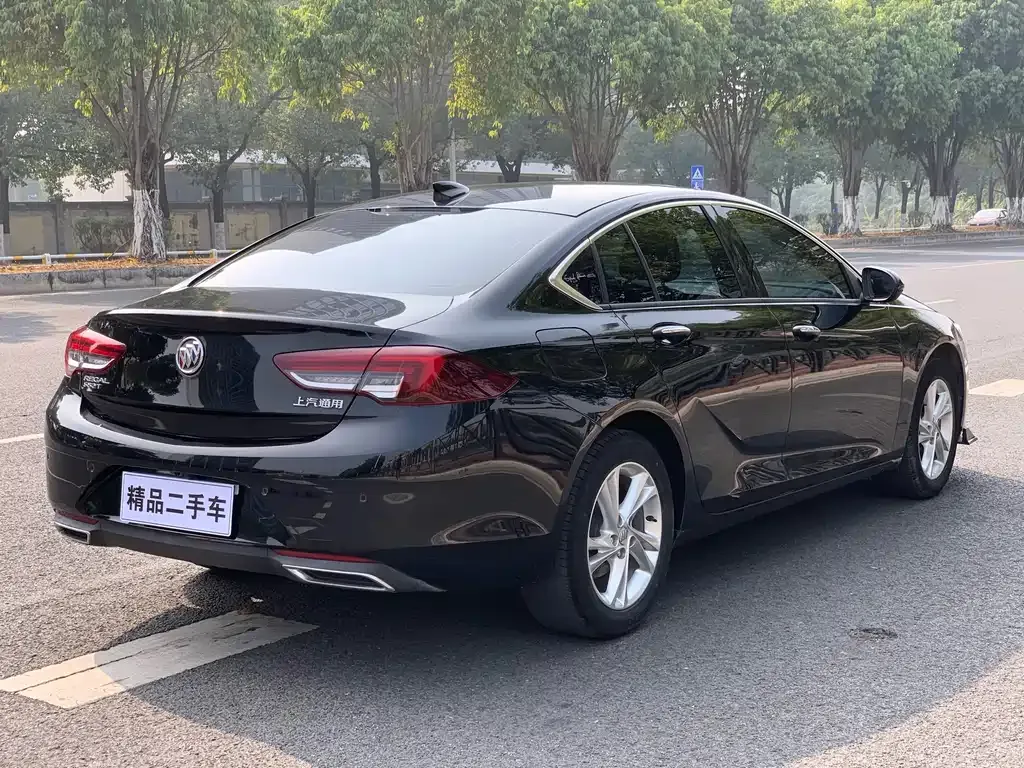 Buick Regal — фото 7