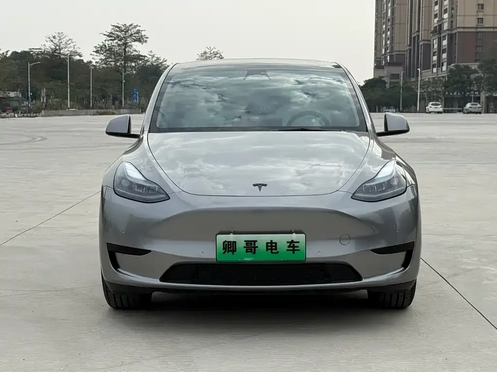 Tesla Model Y 2023 из CN, фото 8