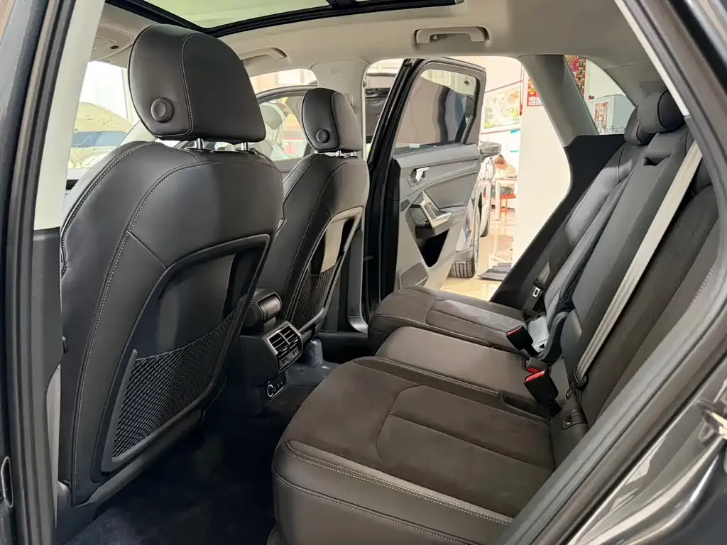 Audi Q3 2022 из CN, фото 7