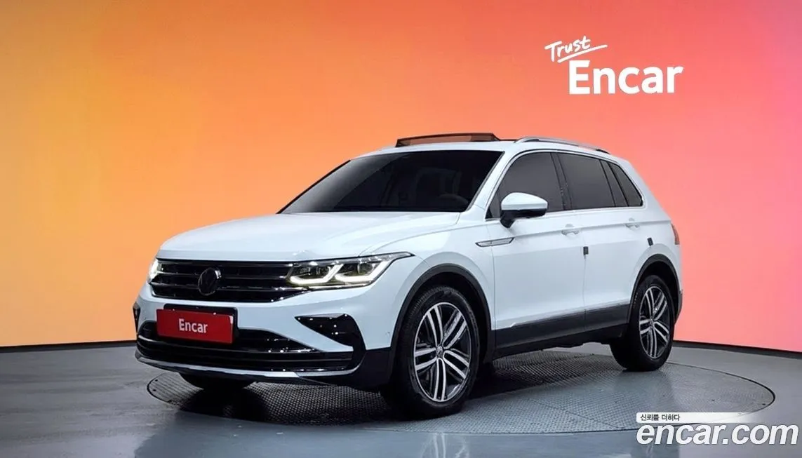 Volkswagen Tiguan — фото 1