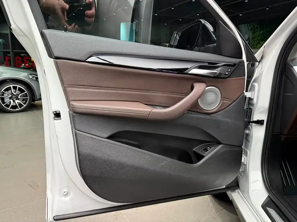 BMW X2 2023 из CN, фото 2