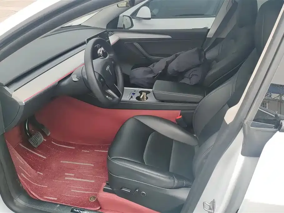 Tesla Model Y 2024 из CN, фото 9